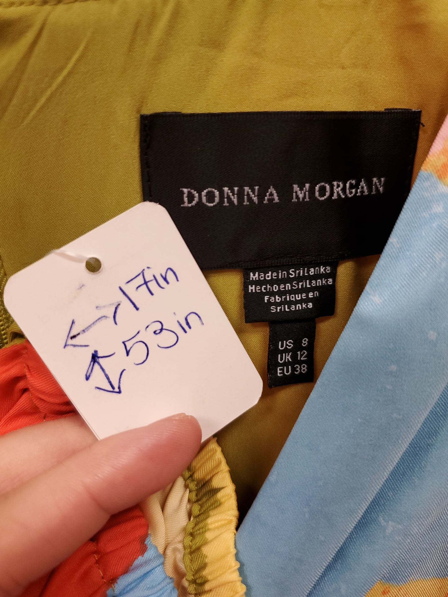 Donna Morgan. Multi Colored Dress. Size 8. RS 29.