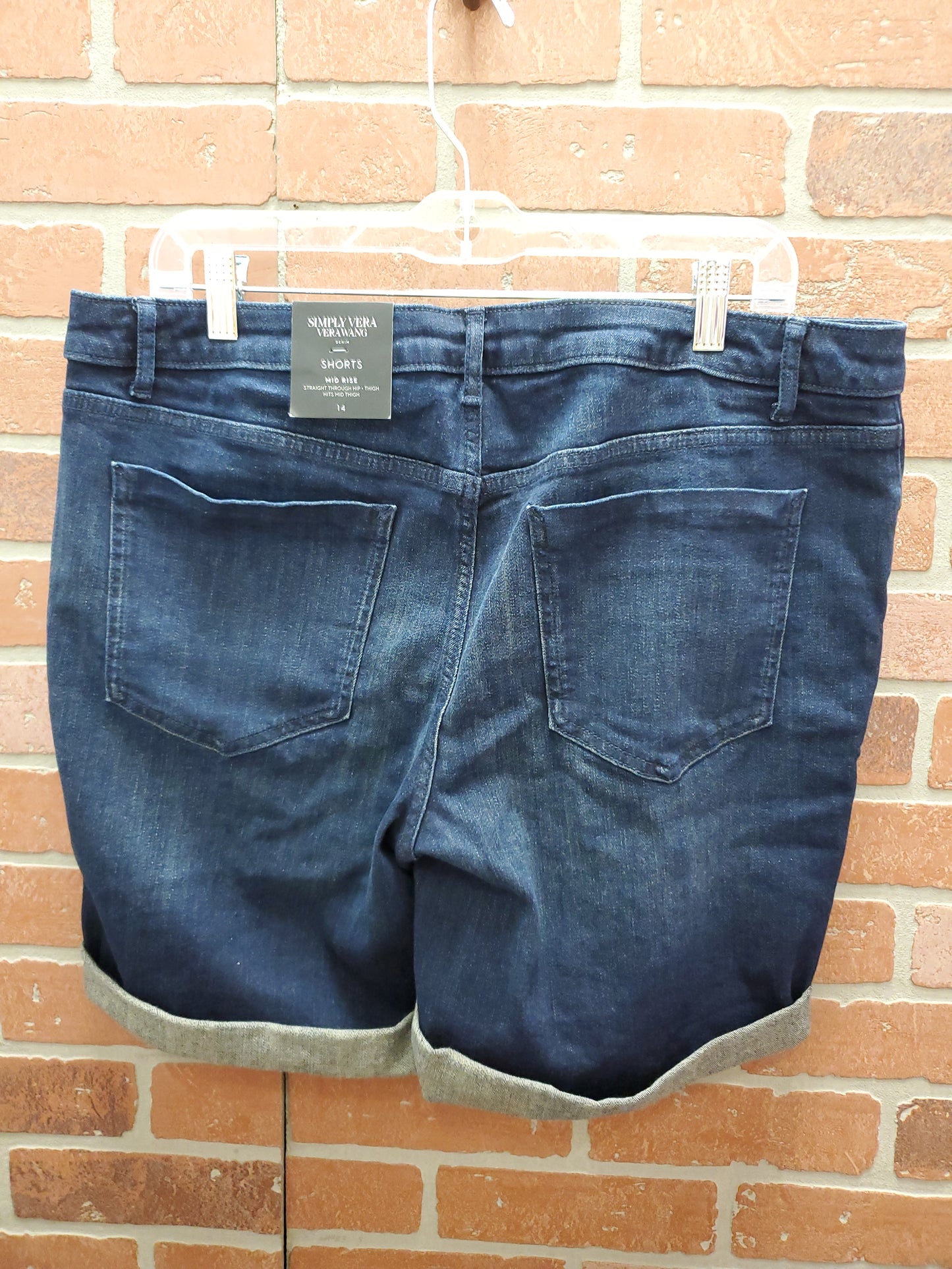 Simply Vera Jean Shorts. Size 14. RS 24.