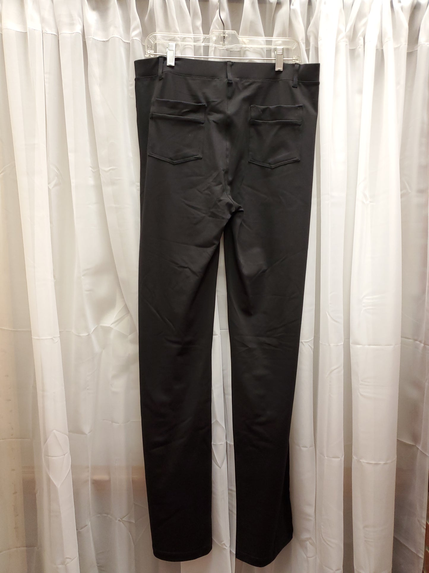 Yogipace Black Pants. Size XL. RS 24