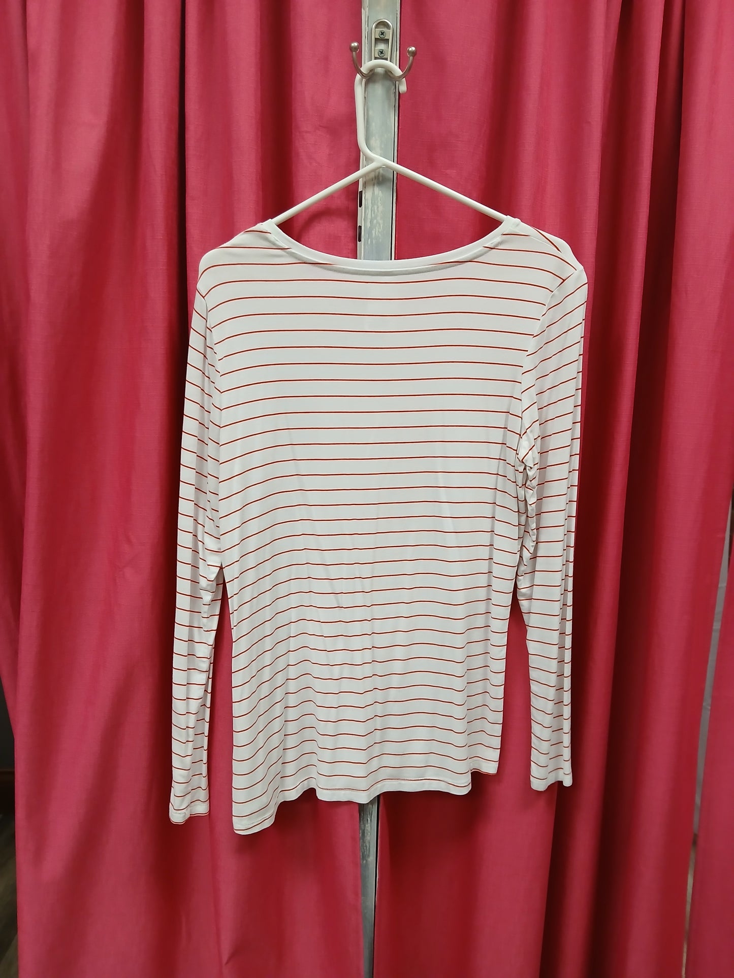 Rachel Zoe White w/Red Striped Shirt. Size M. RS 9.