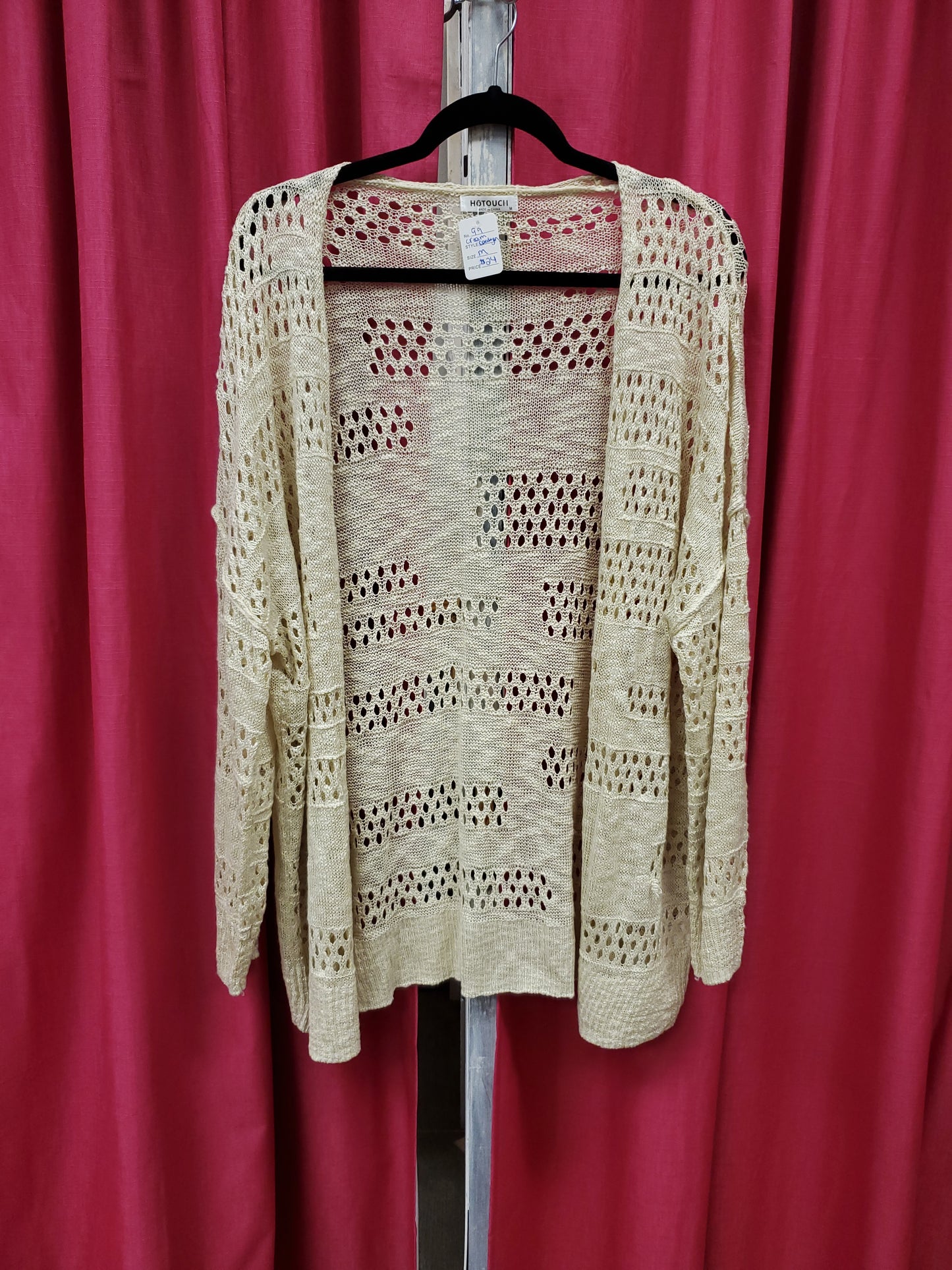 Hotouch Cream Knitted Cardigan. Size M. RS 99.