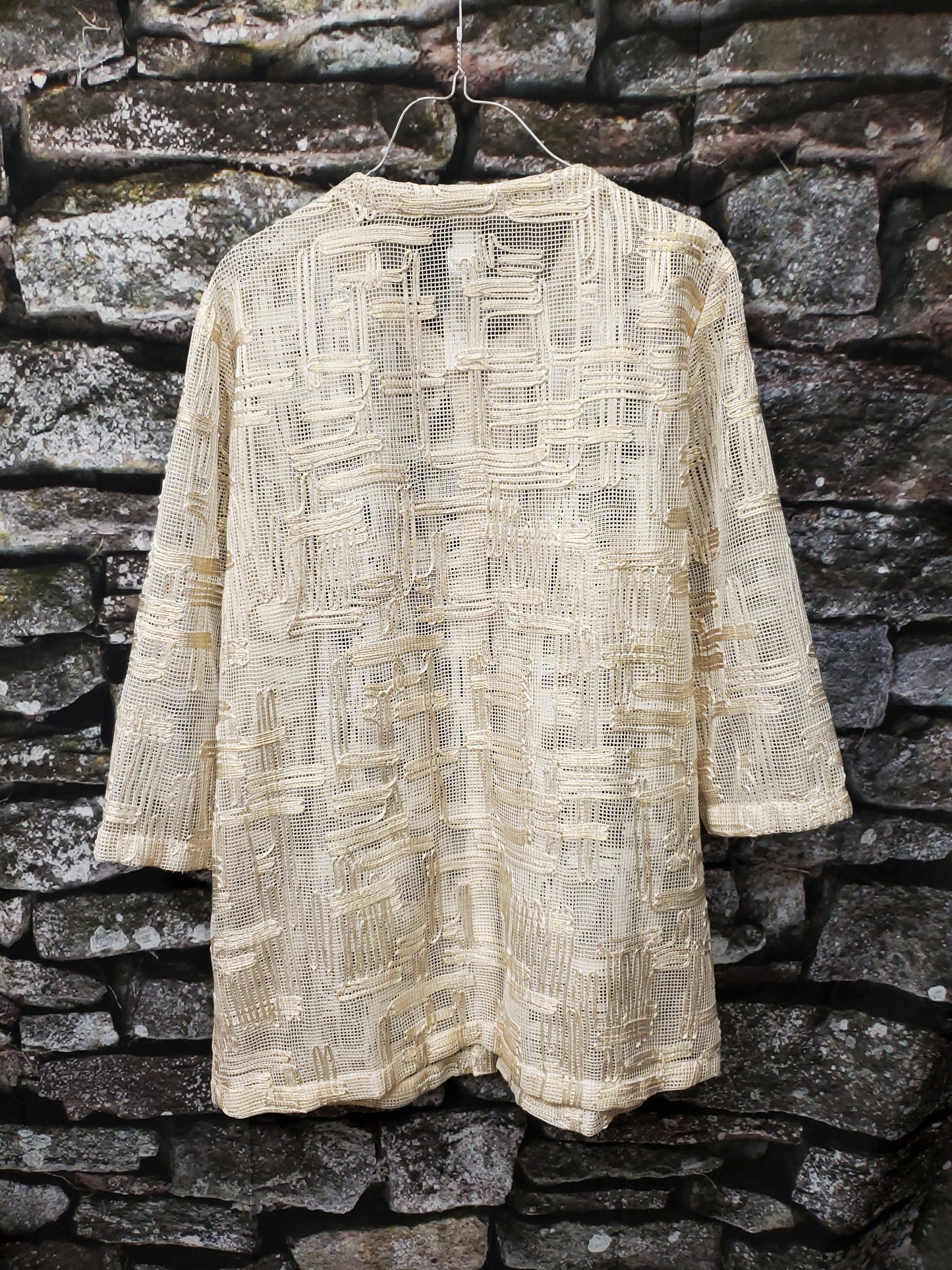 Travelers Collection Gold & Cream Mesh Jacket. Size 2. RS 83