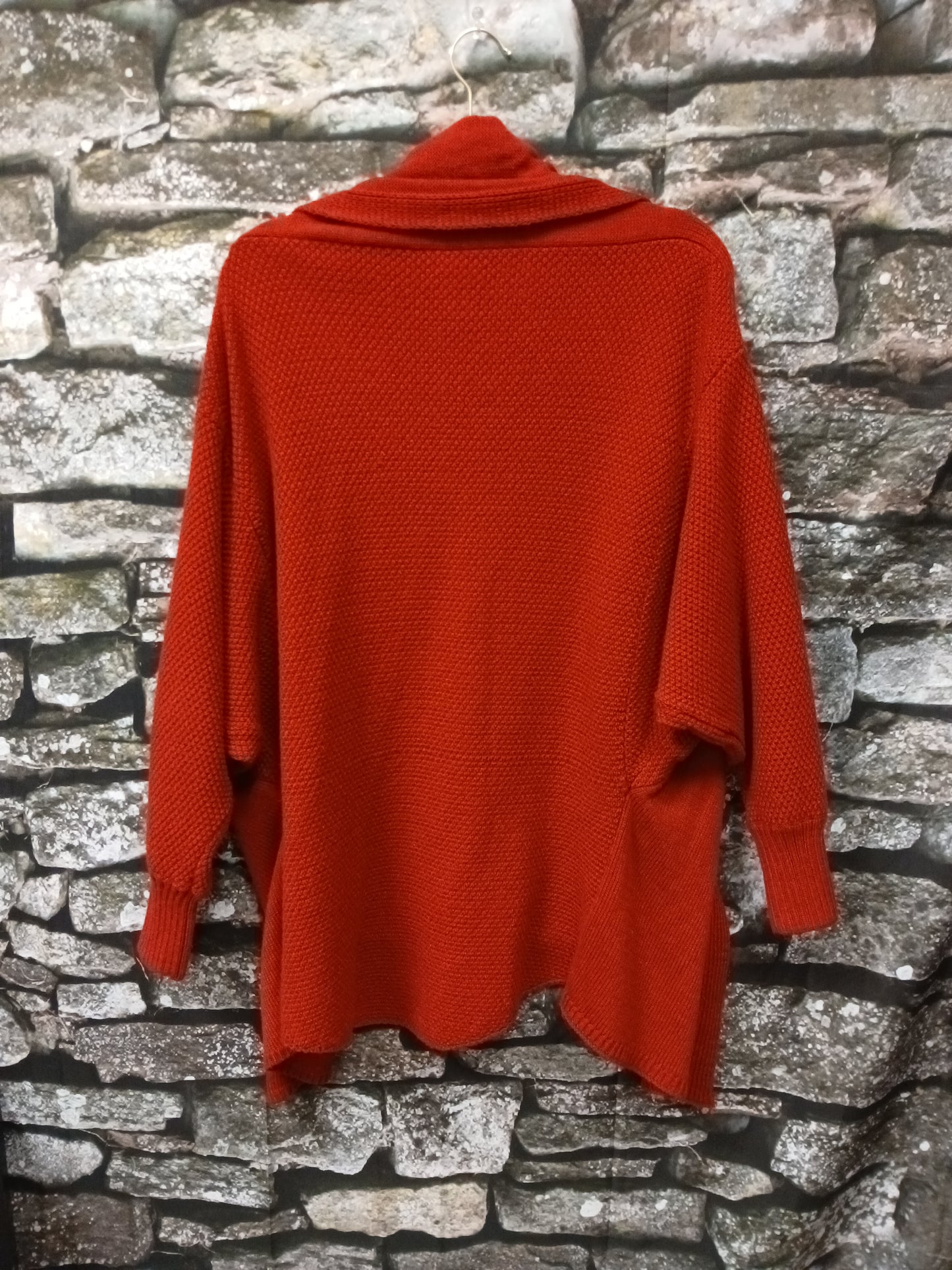 Red Knitted Sweater Cardigan. Size M. RS 11.