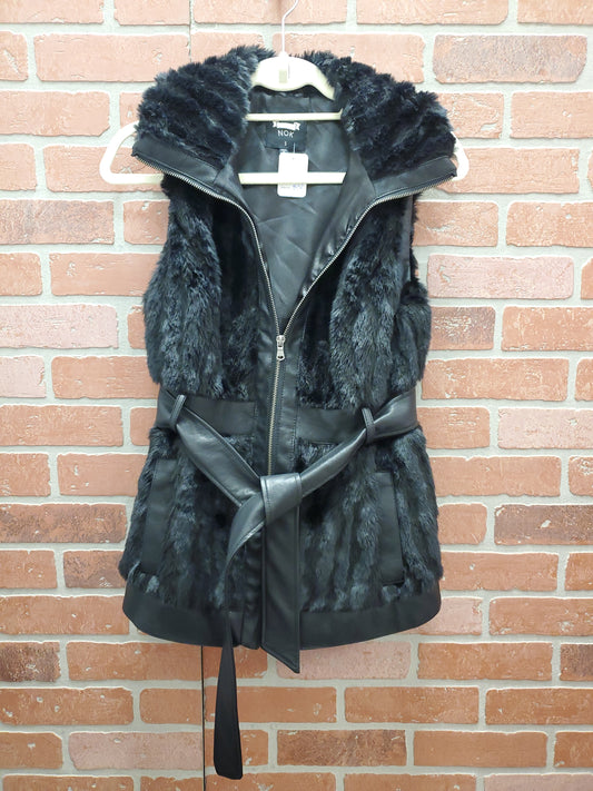 Nok Nok Black Faux Fur. Size S. RS 82.