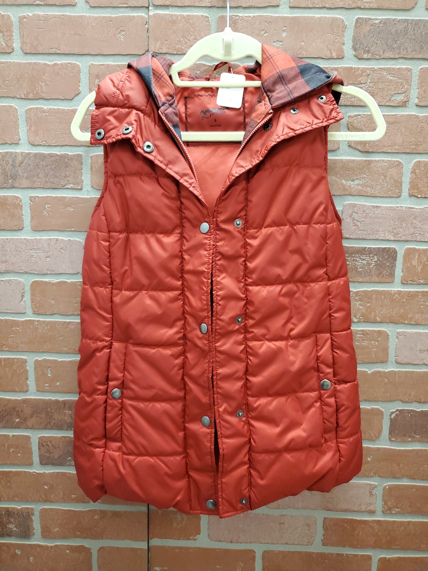 Arizona Red Puff Vest. Size S. RS 82.