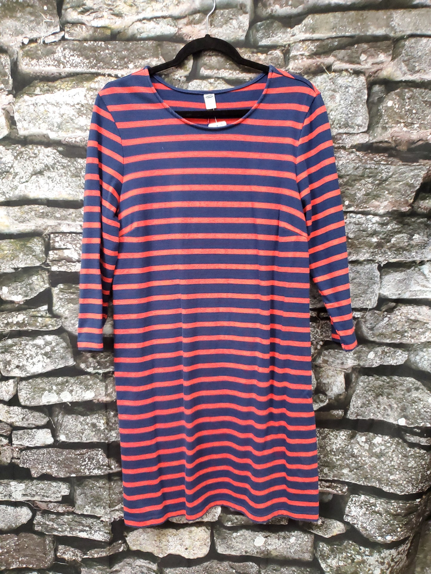 Old Navy Red & Navy Striped Dress. Size L. RS 84.