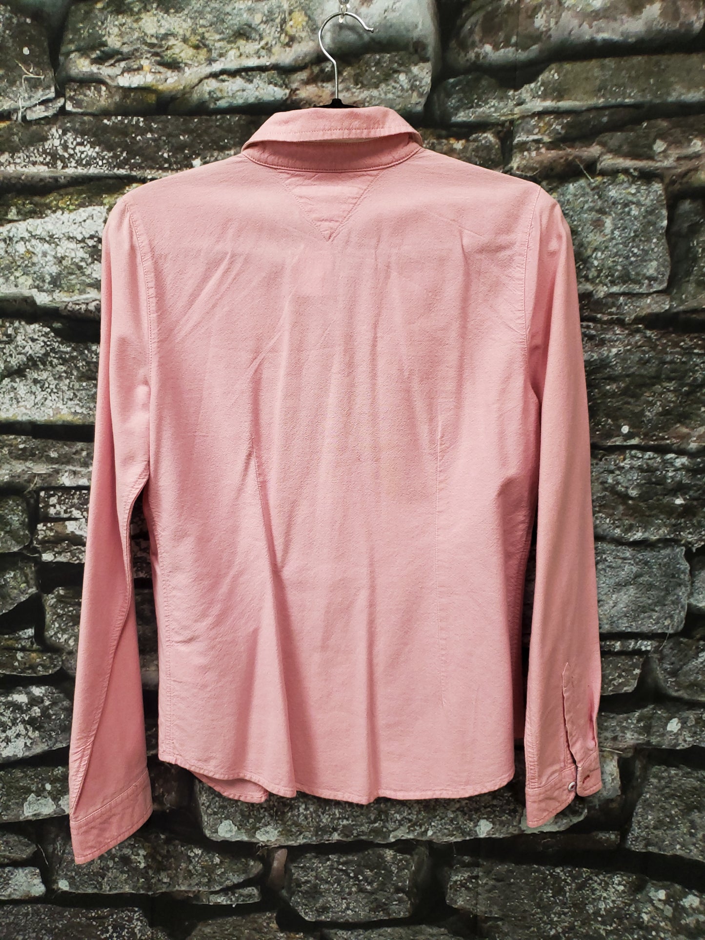 Tommy Hilfiger Pink Button Up Blouse. Size M. RS 84