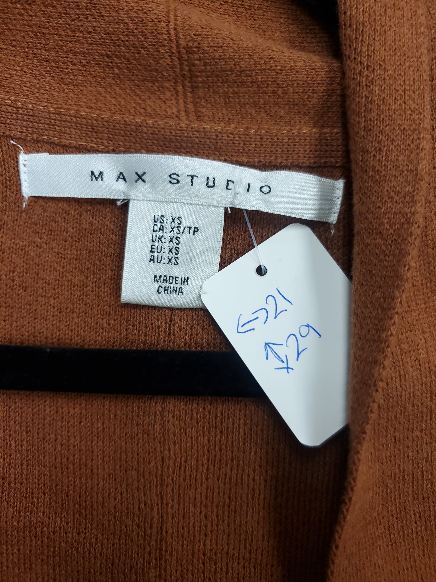 Max Studio Rust Cardigan. Size XS. RS 99.