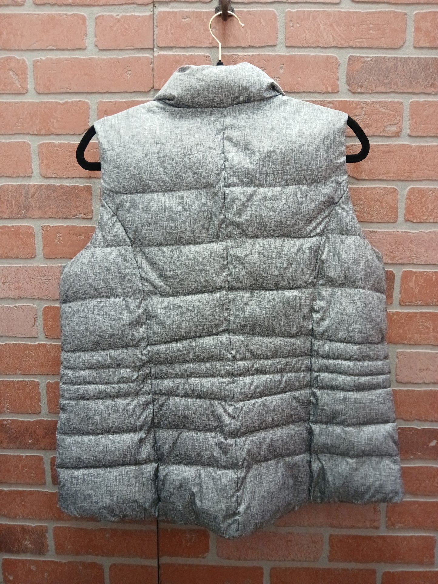 Charter Club Grey Vest. Size L. RS 84