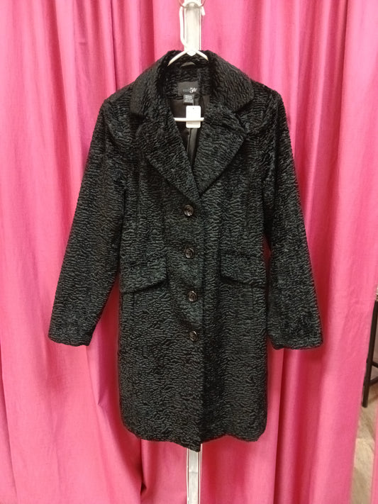 East 5th Black Faux Fur Winter Coat. Size M. RS 87