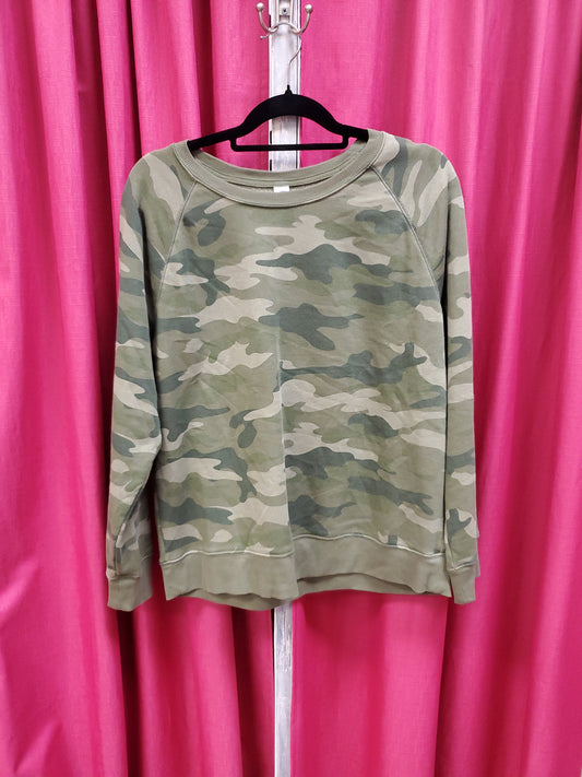 Old Navy Camouflage Sweatshirt. Size L. RS 84.