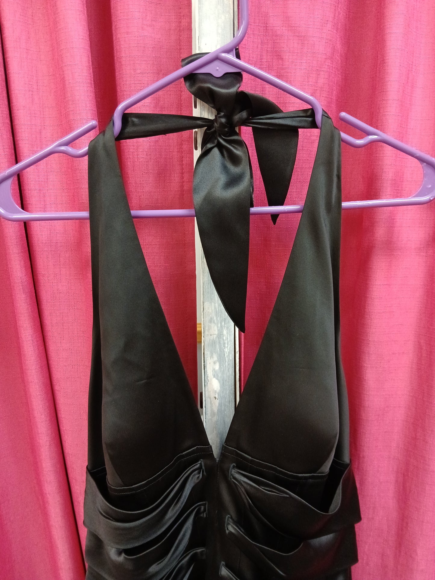 Cache Black Satin Formal Dress. Size M. RS 87