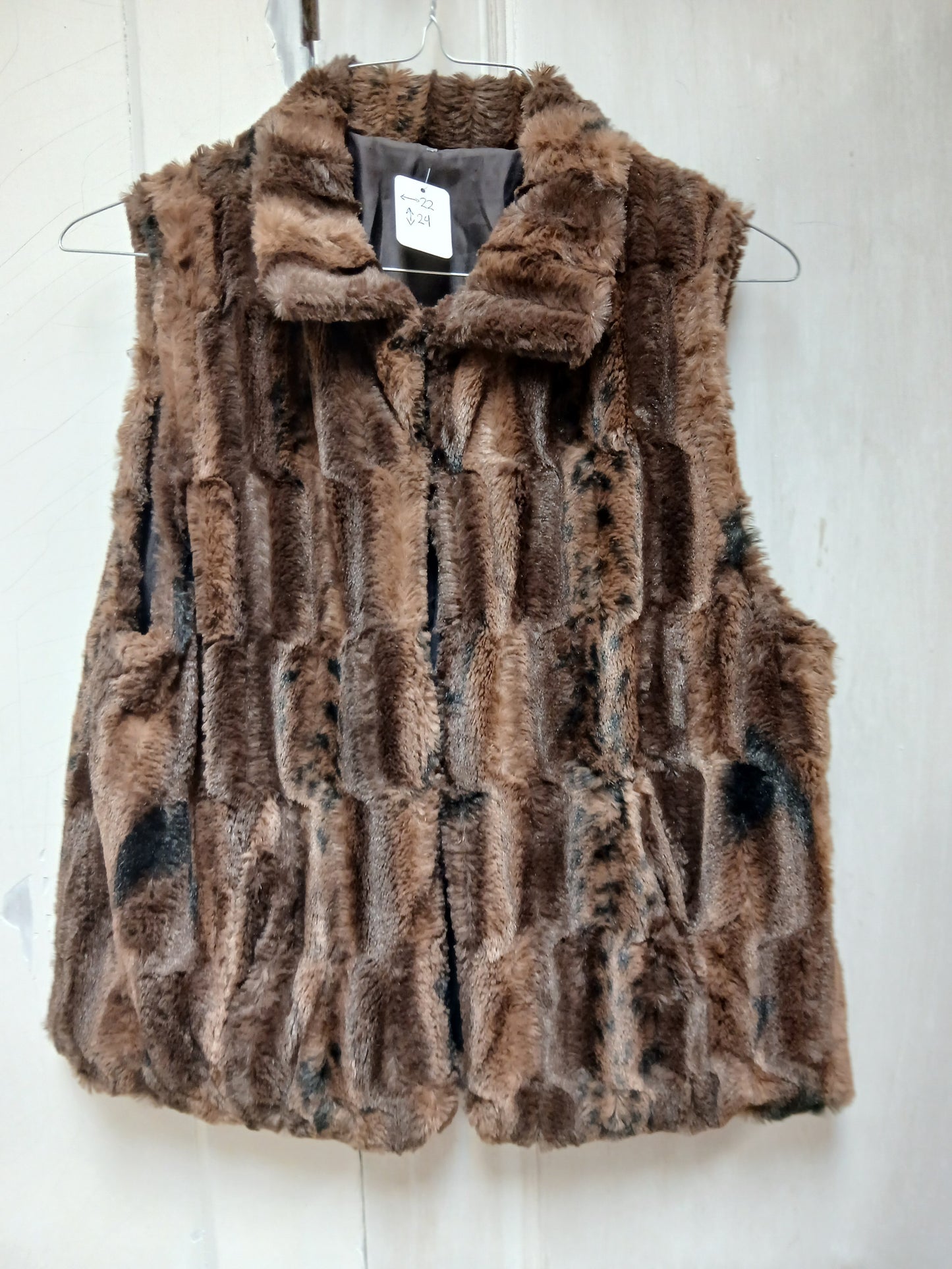 Cejon Faux Fur Brown Vest Size Large RS 88