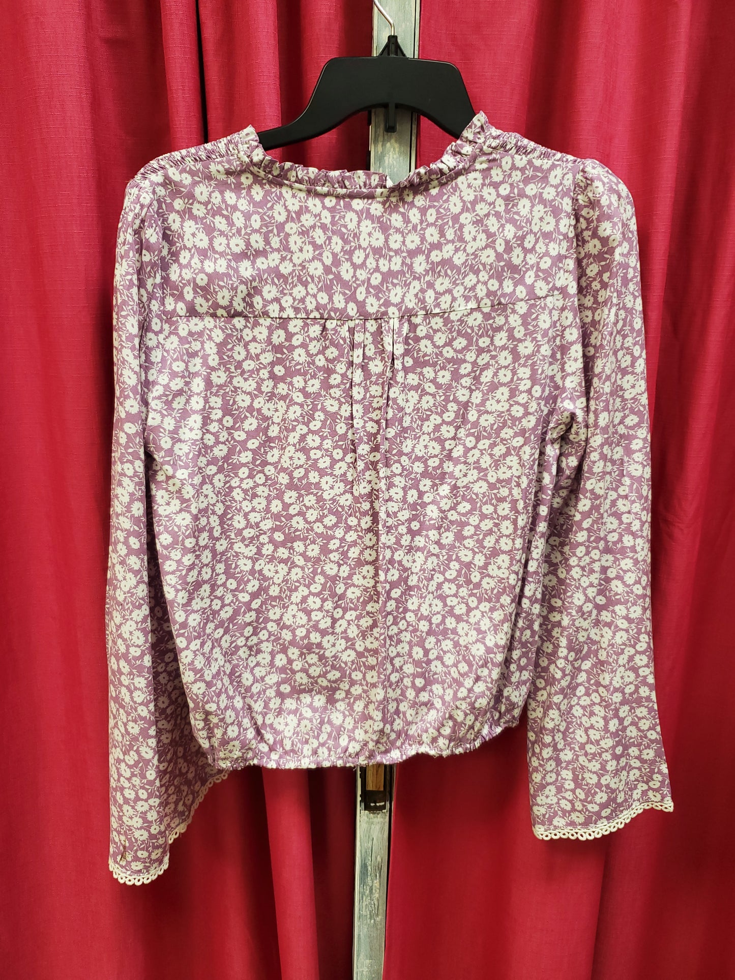 Lost + Wander Purple Floral Blouse. Size S. RS 37