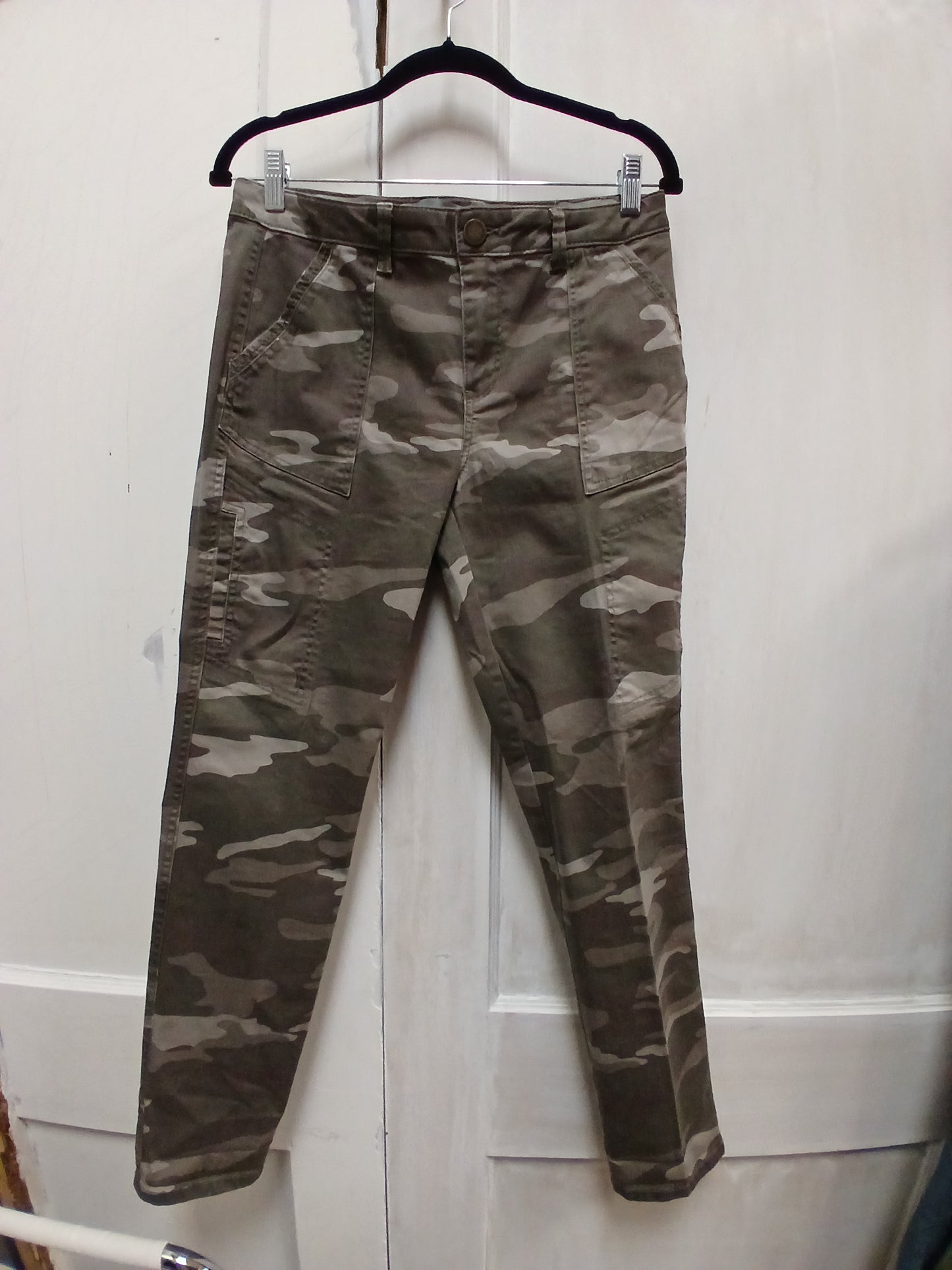 WIT&Wisdom Camo Pants Size 6 RS 87 - Scarlett's Riverside Boutique 