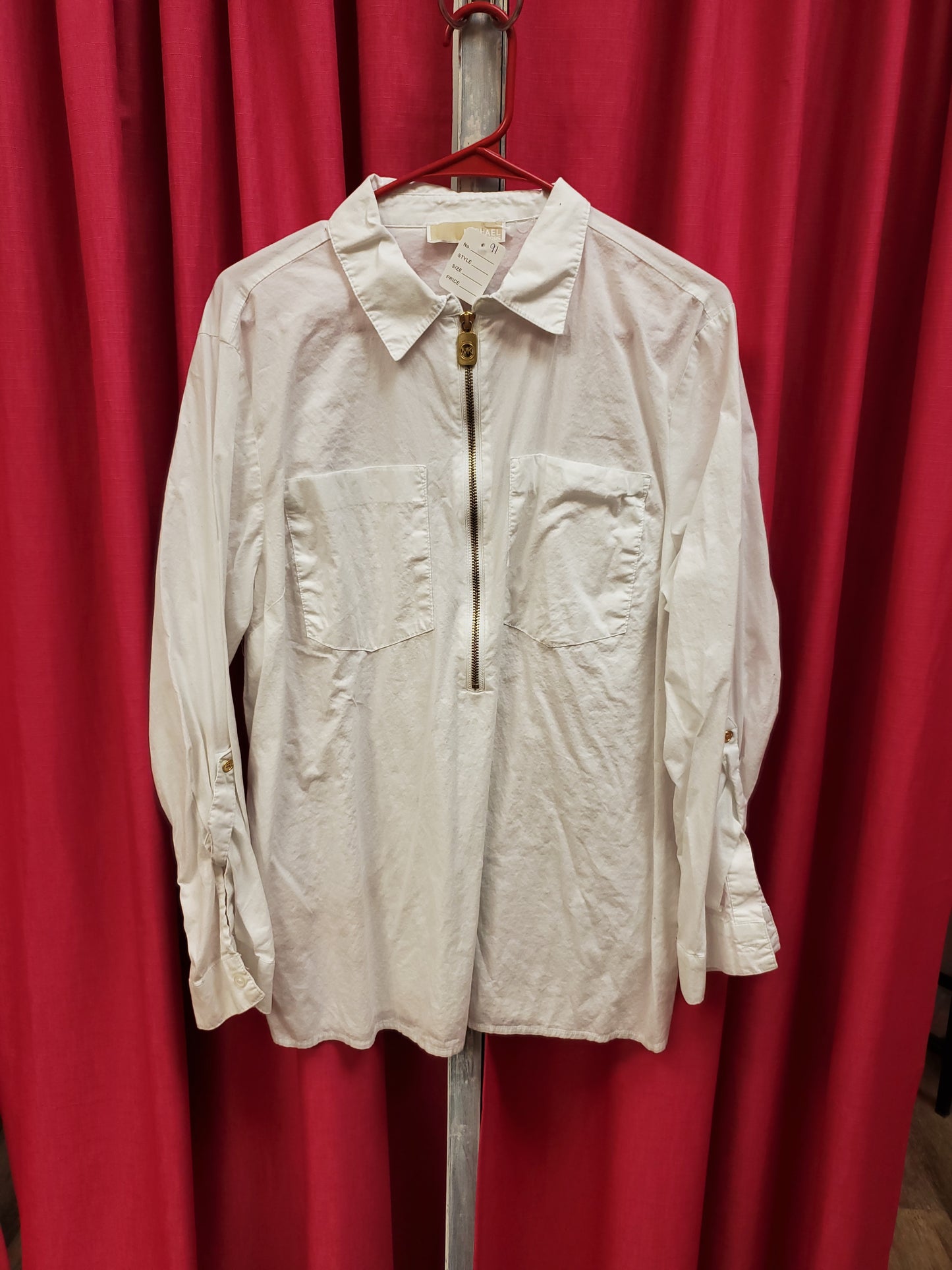 Michael Kors White Blouse. Size XL. RS 91