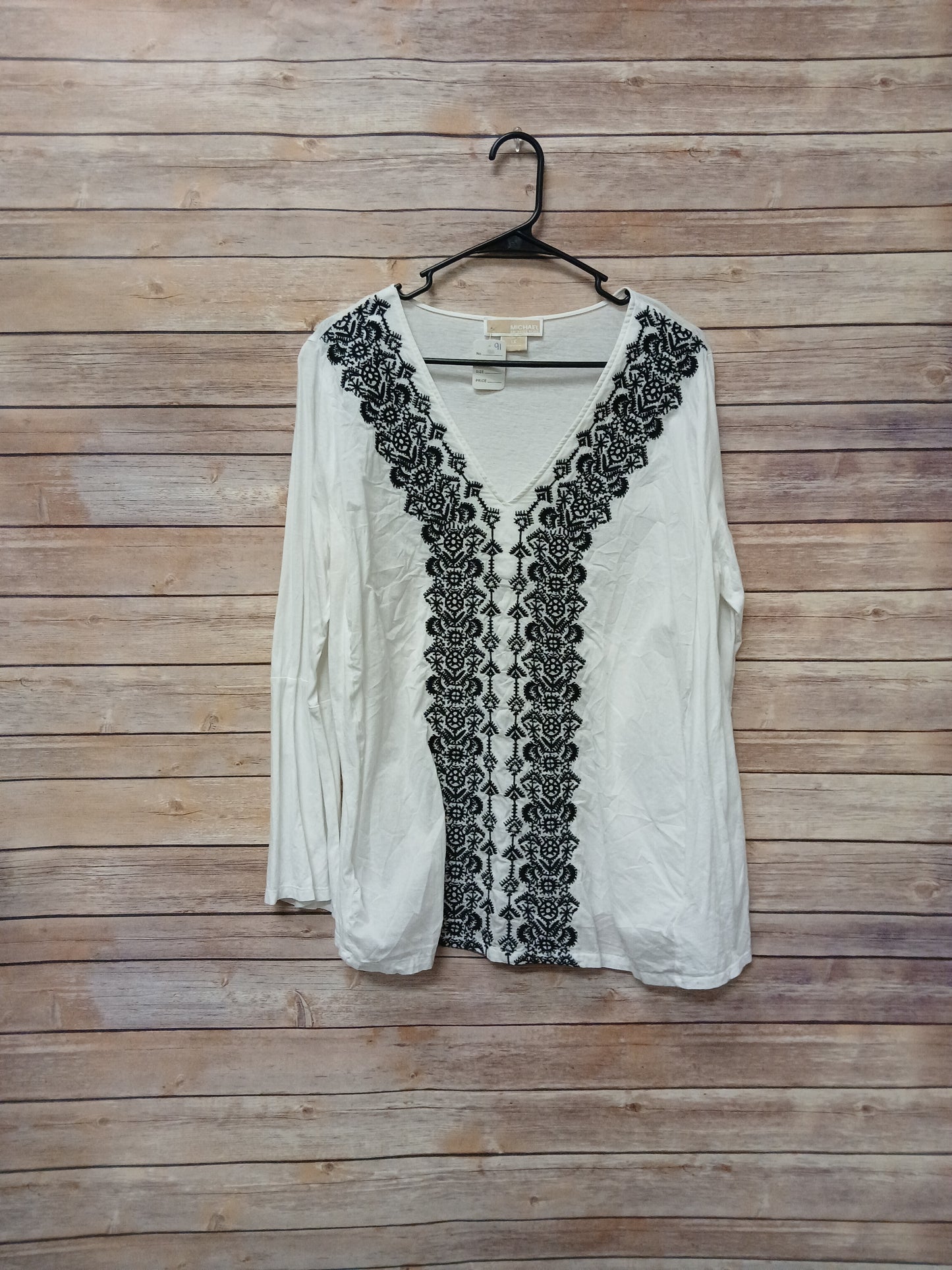 Michael Kors Black & White Blouse. Size 1X. RS 91 - Scarlett's Riverside Boutique 