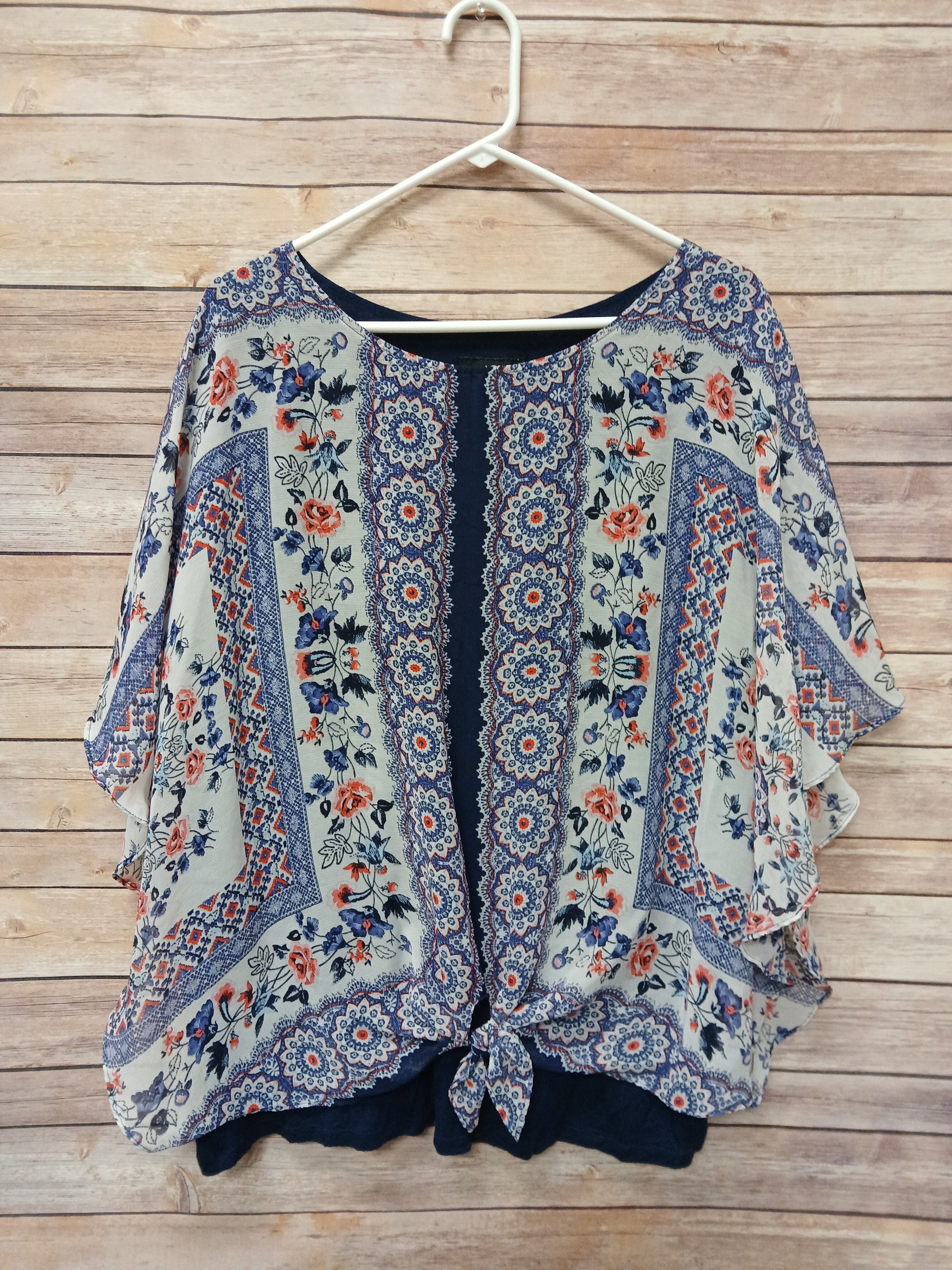 AGB Blue and Red Floral Tie Blouse. Size 2X. RS 68 - Scarlett's Riverside Boutique 