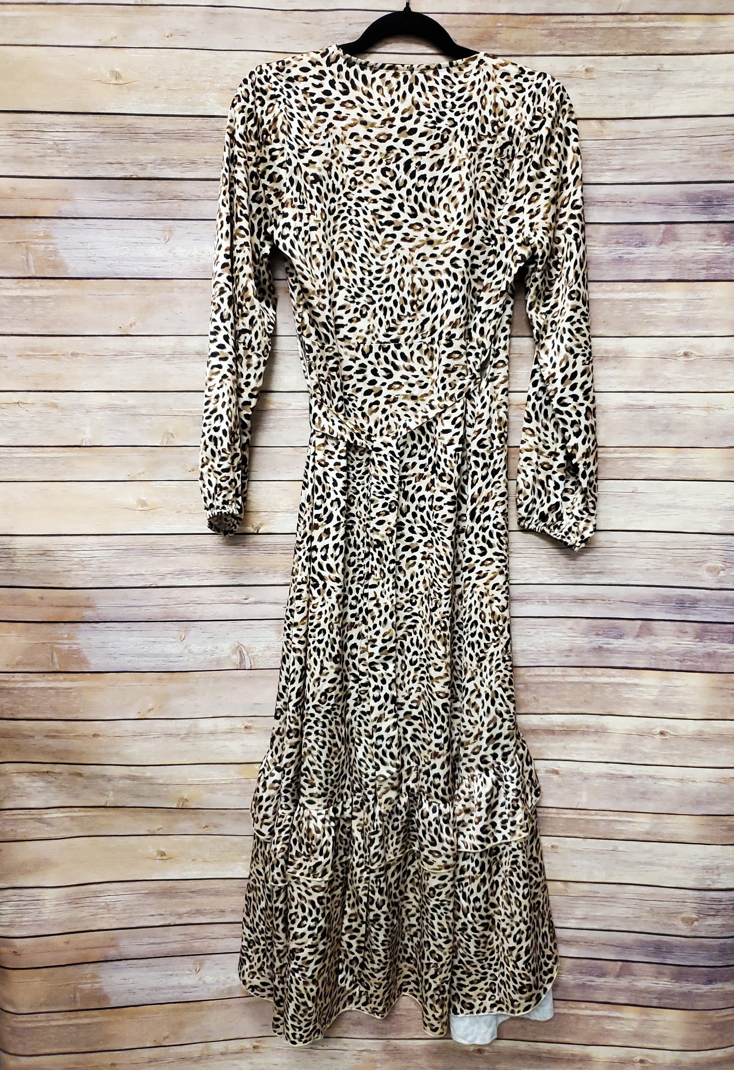 Molly Bracken Cheetah Print Wrap Dress. Size S. RS 78