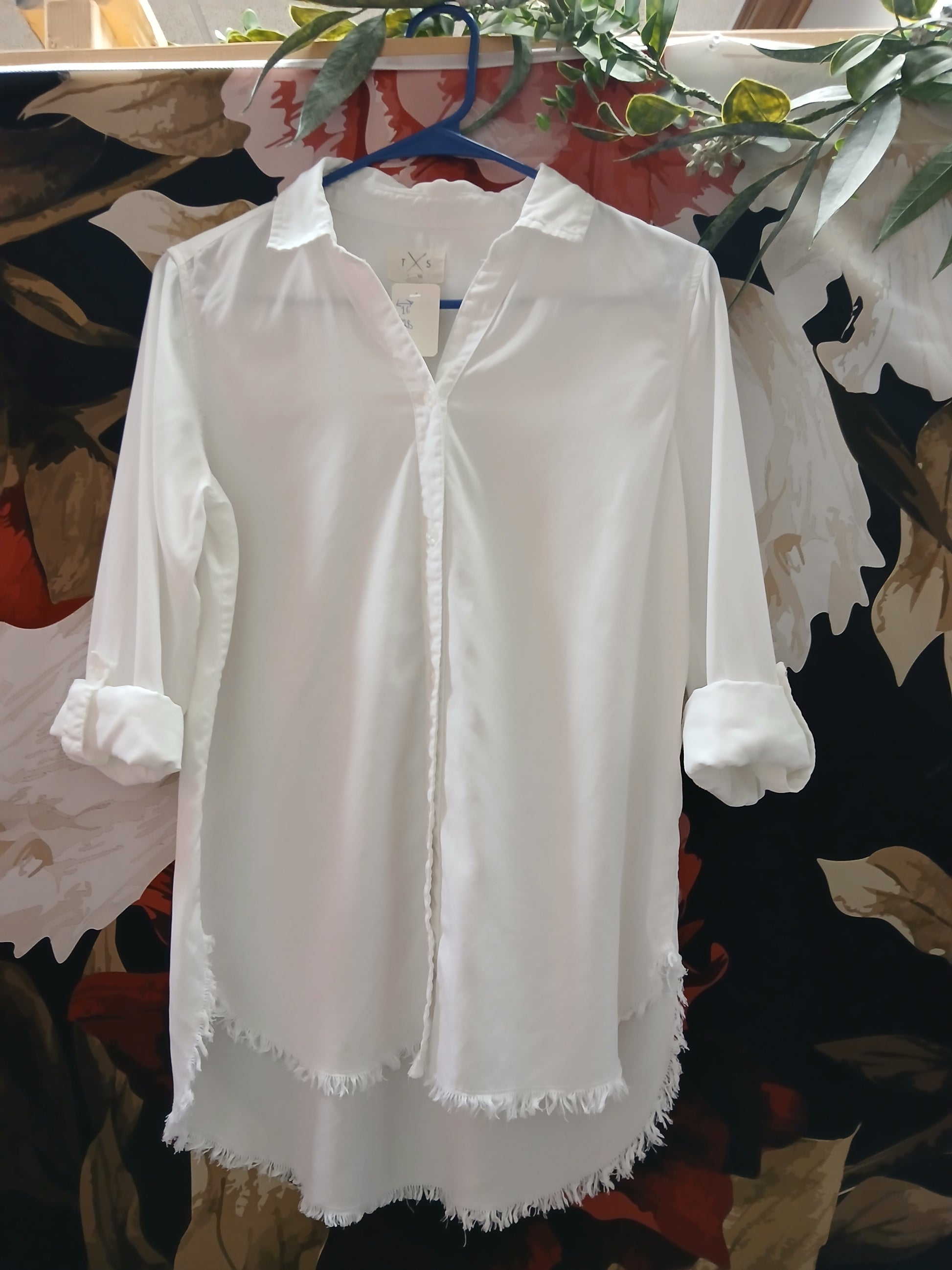 TS XS White Blouse RS 99 - Scarlett's Riverside Boutique 