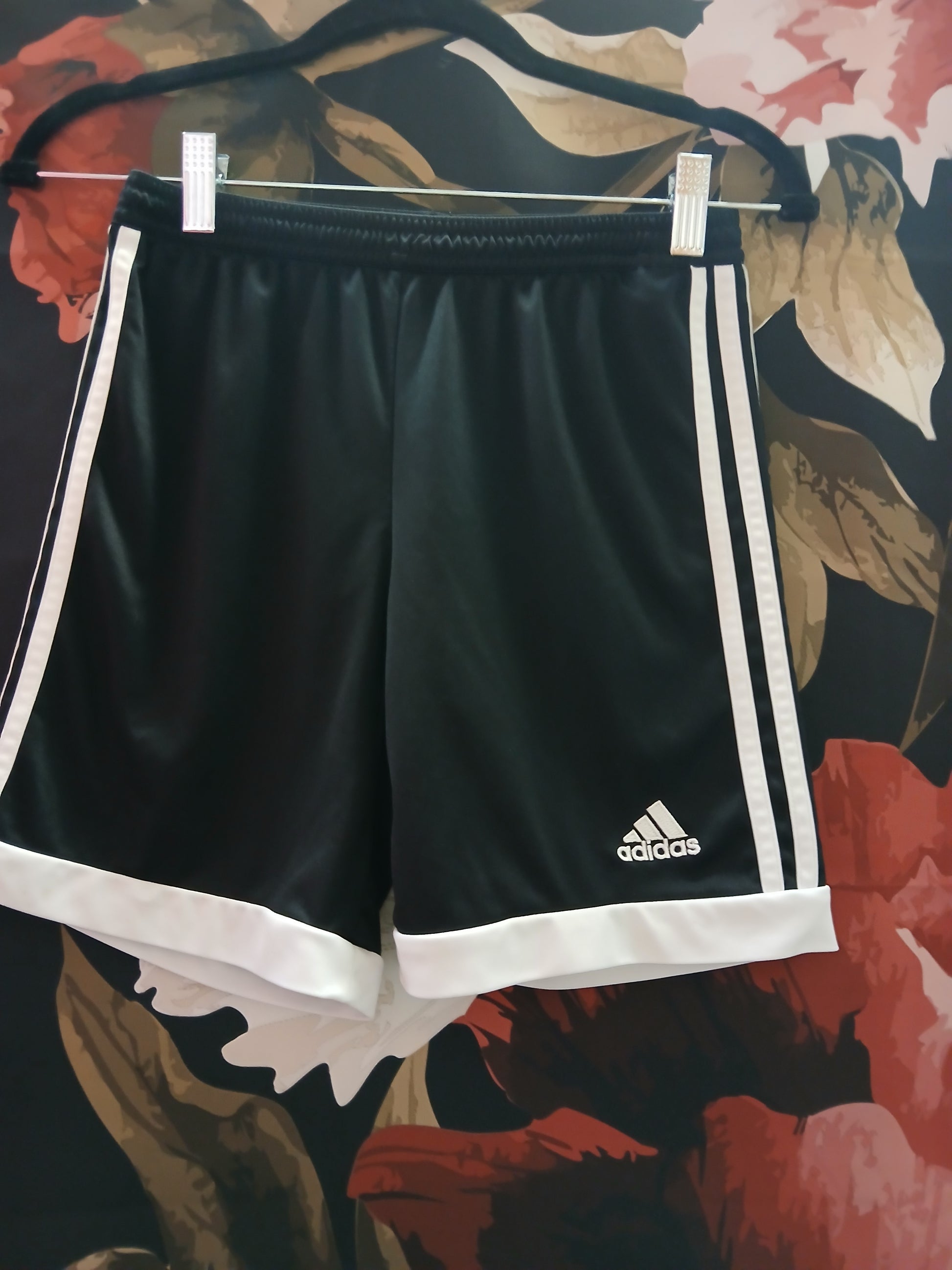 Adidas Kids black Athletic Shorts Size Medium RS99 - Scarlett's Riverside Boutique 