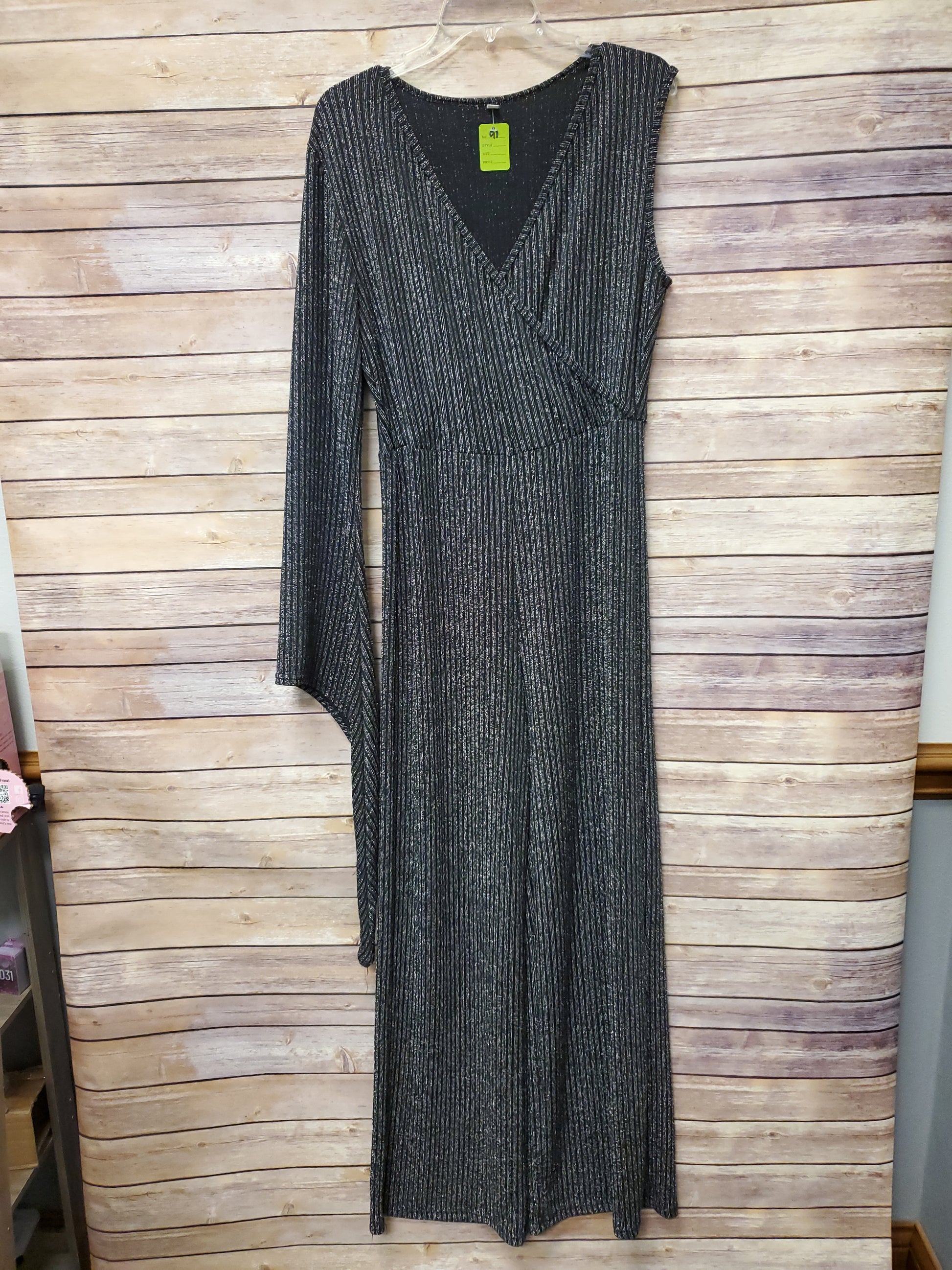 Black & Silver Shimmer Jumpsuit. Size XL. RS 91 - Scarlett's Riverside Boutique 