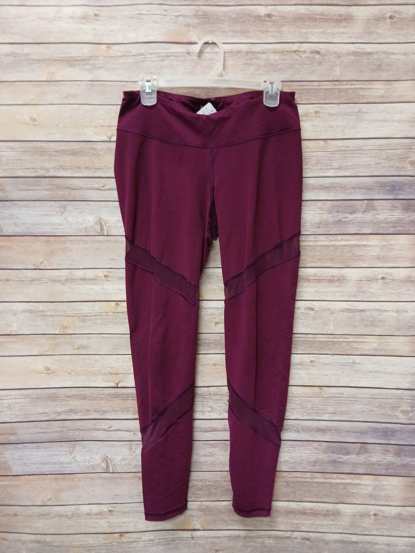 Old Navy Magenta Athletic Leggings. Size L. RS 84 - Scarlett's Riverside Boutique 