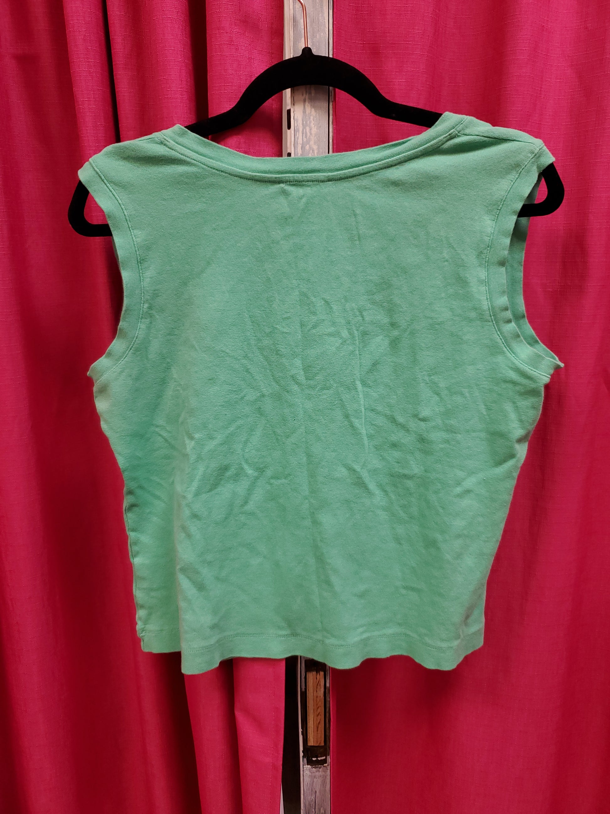 Up-Sportif Green Crop. Size XL. RS 99 - Scarlett's Riverside Boutique 