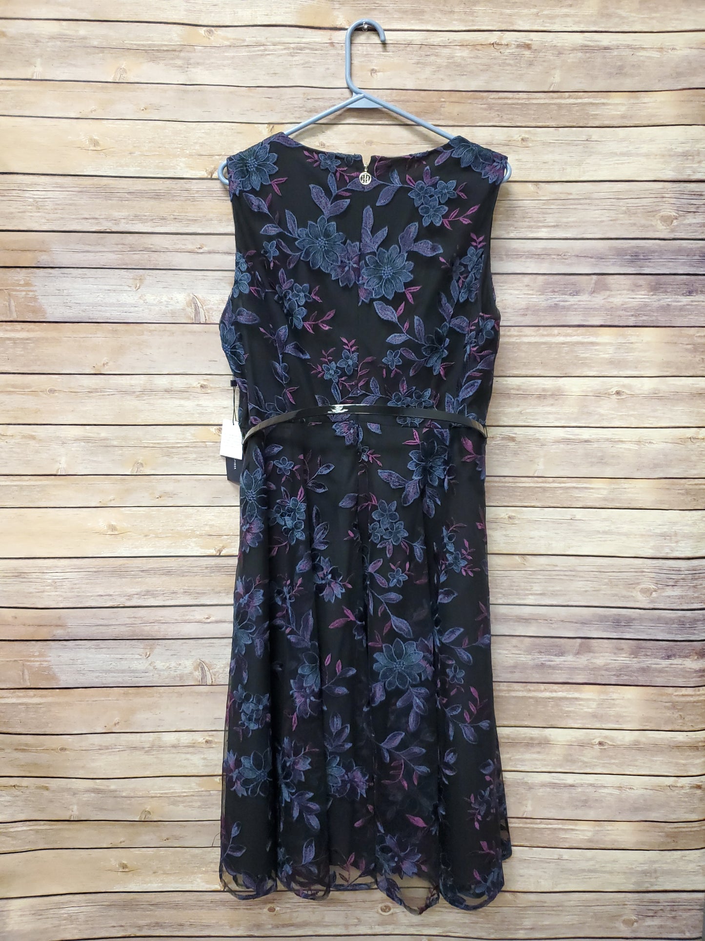 Tommy Hilfiger Black Floral Lace Dress. NWT. Size 14. RS 2. - Scarlett's Riverside Boutique 