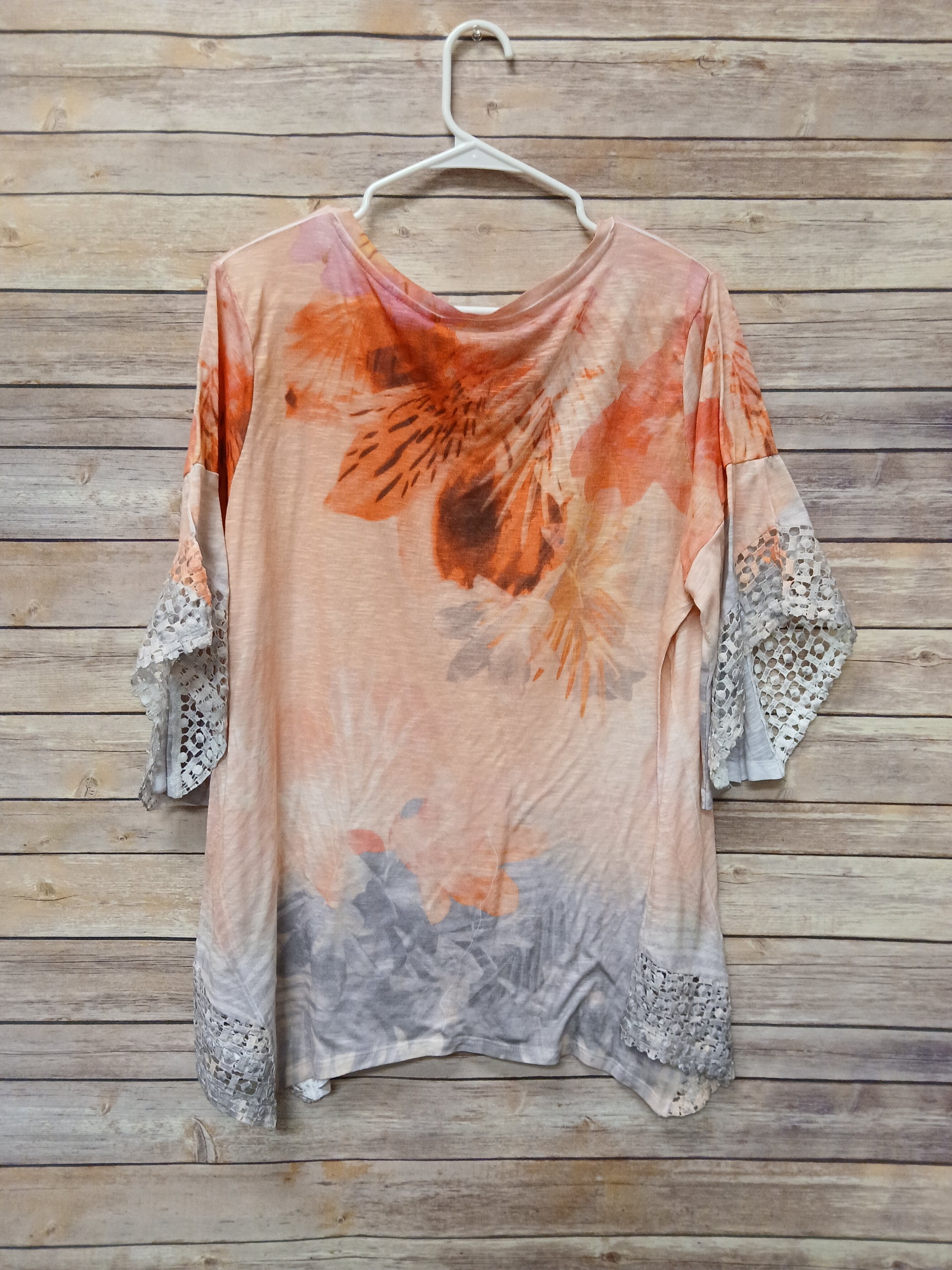 Time and Tru Orange & Pink Floral Blouse. Size XXL. RS 68 - Scarlett's Riverside Boutique 