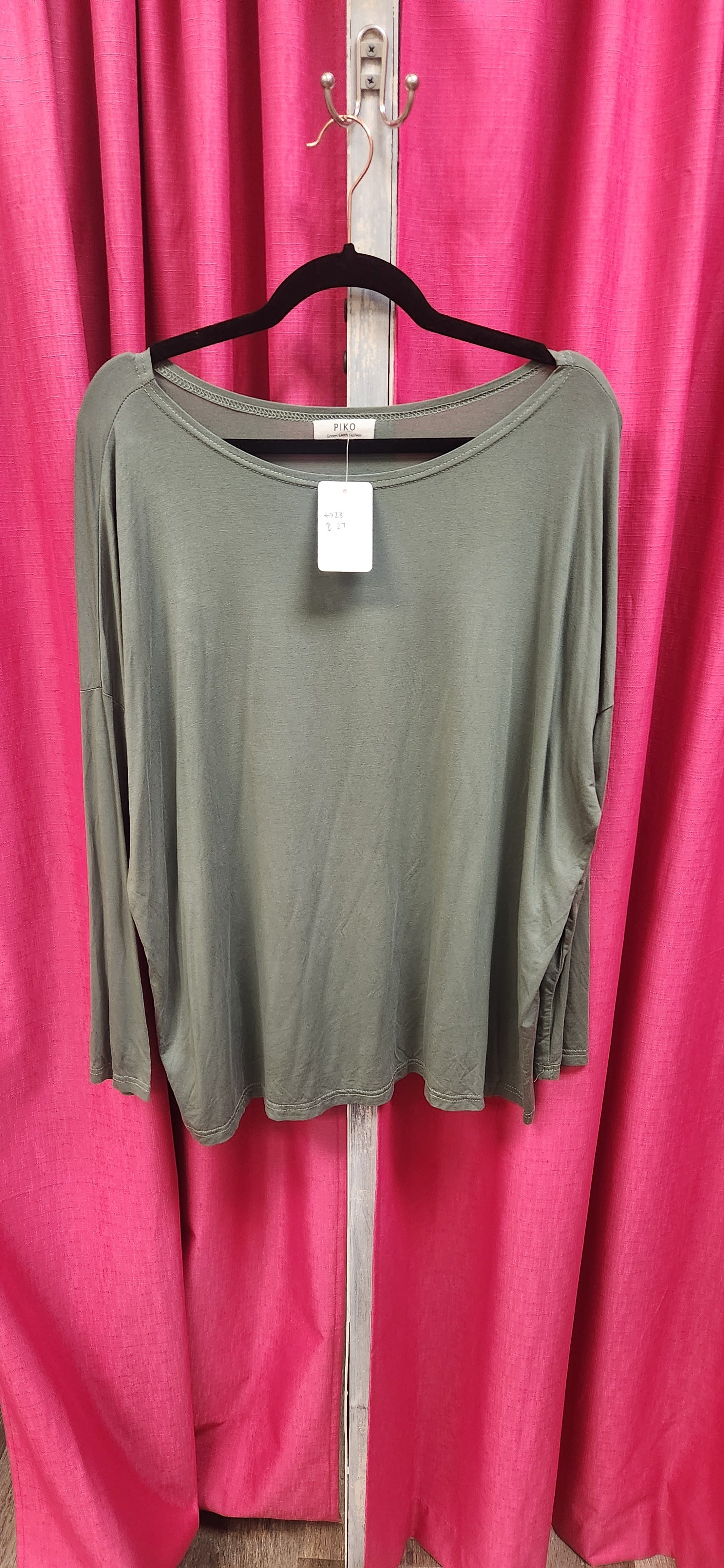 Bamboo, Piko Sage Green Long Sleeve Teem size L.  RS 99