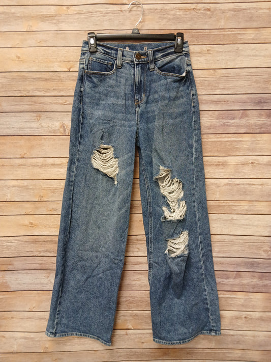 Baggy Distressed Jeans. Size XS. RS 72