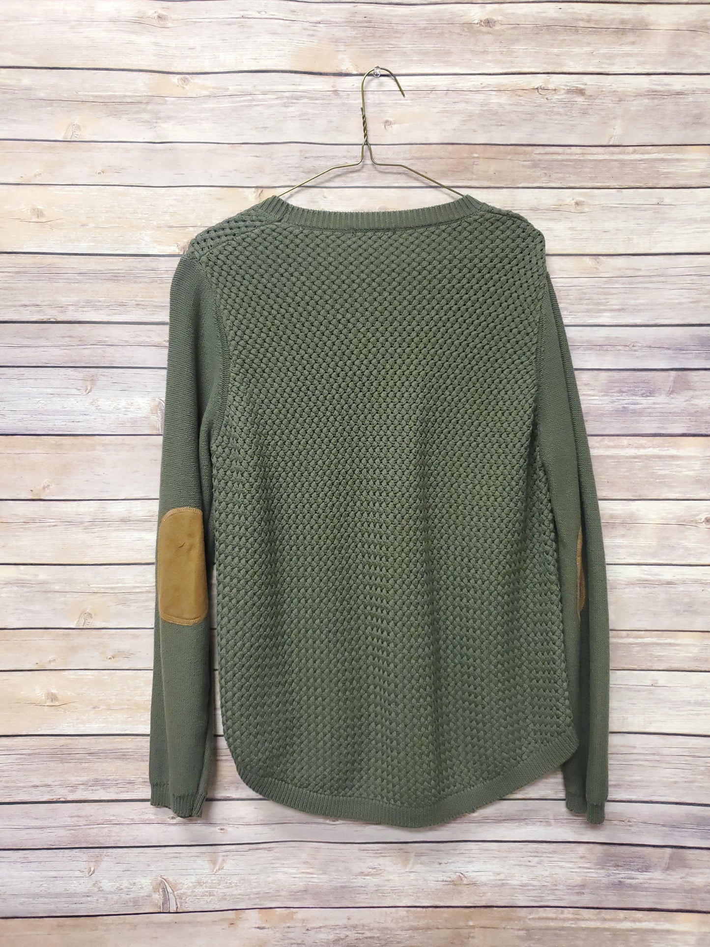 Lety & Me Olive Green Sweater. Size L. RS 21