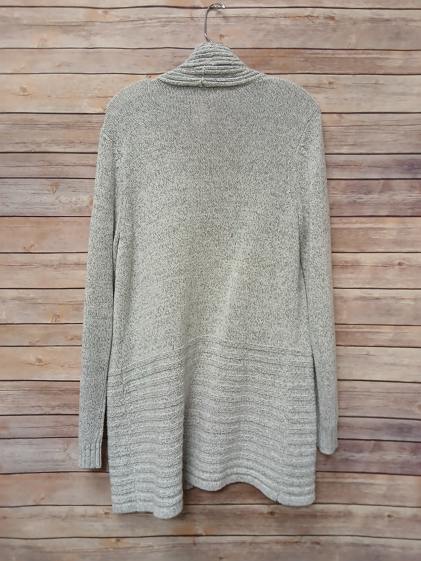 Fortune + Ivy Grey Cardigan. Size L. RS 21