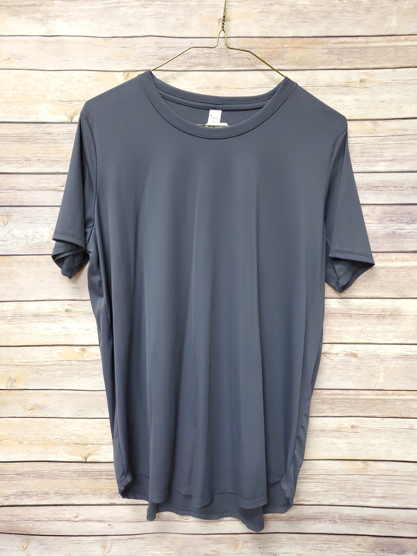 Zyia Grey Ribbed TShirt. Size L. RS 21