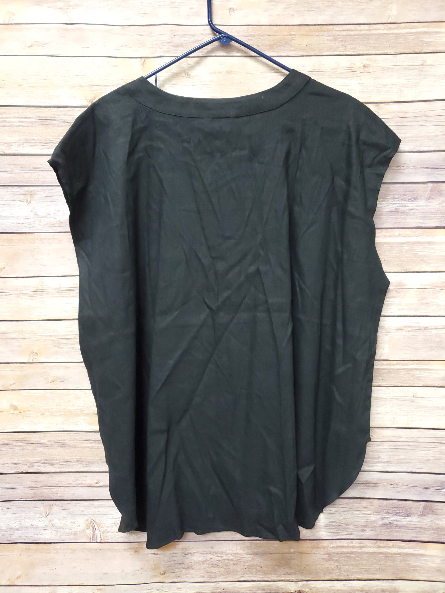 Calvin Klein Black Blouse. NWT. Size 2X. RS 2.