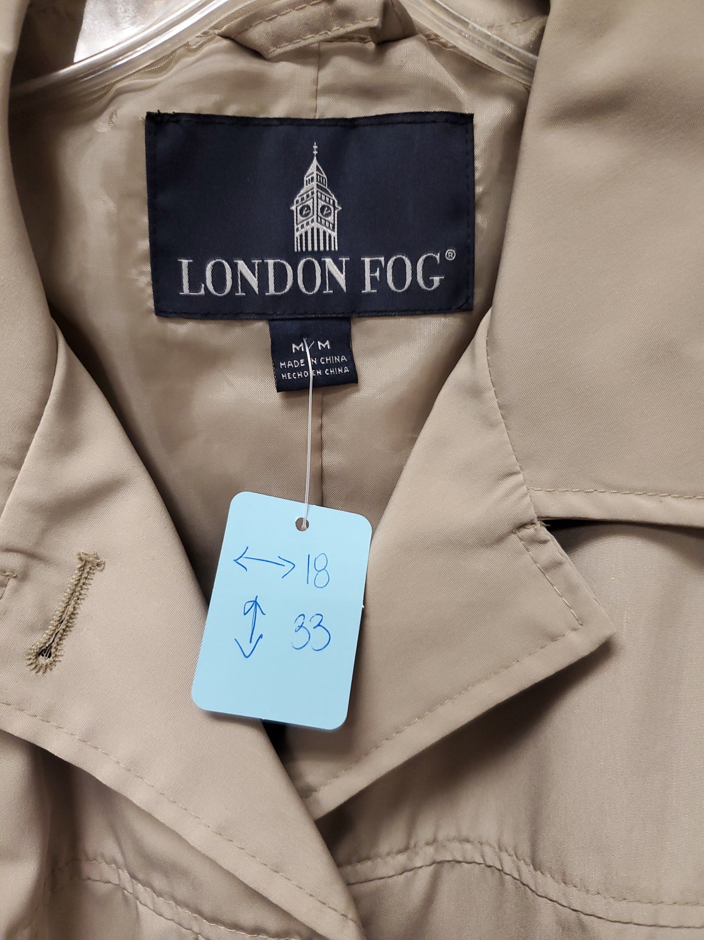 London Fog Tan Coat. Size M. RS 50