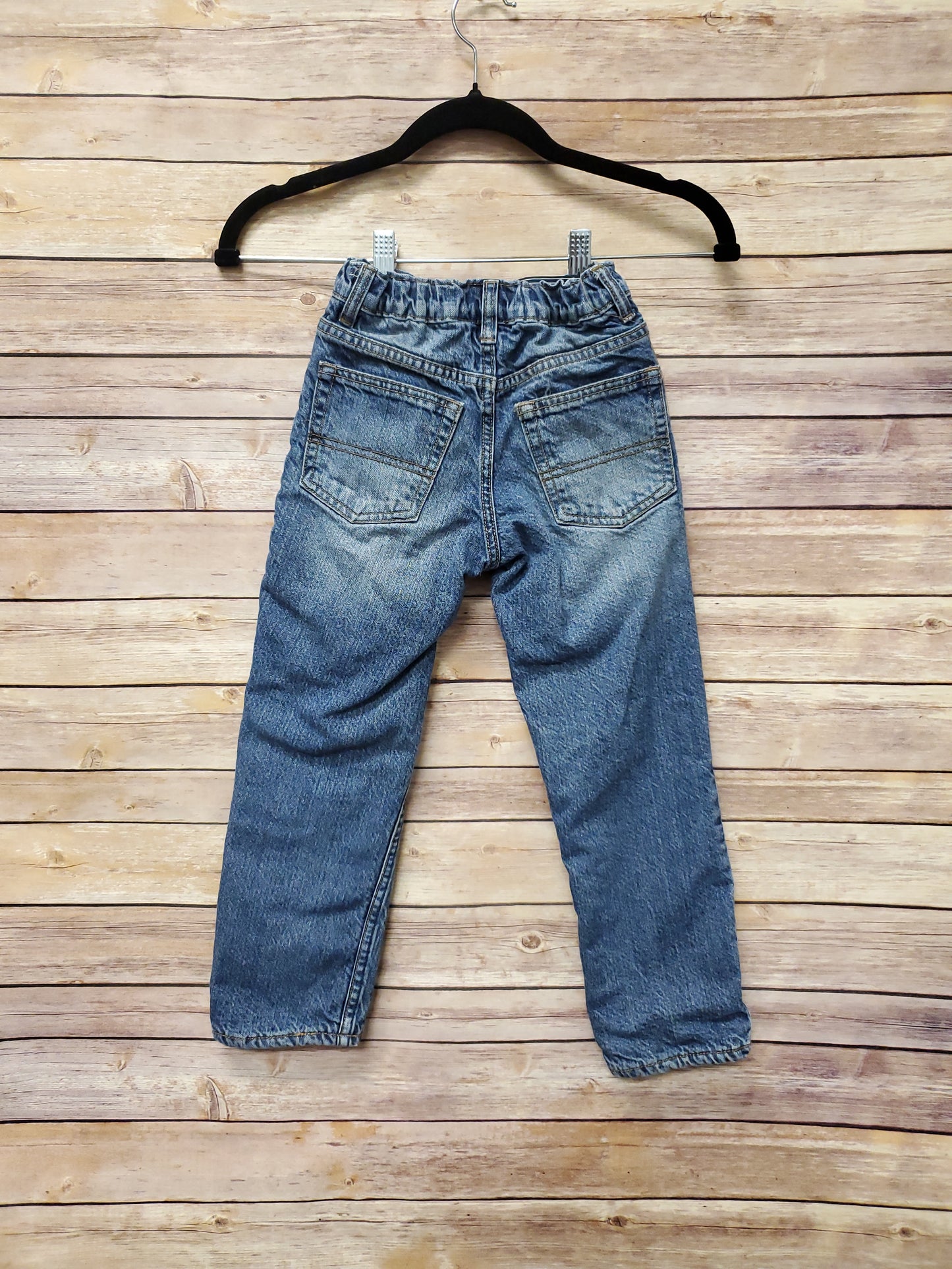 Oshkosh Boys Jeans. Size 6. RS 50