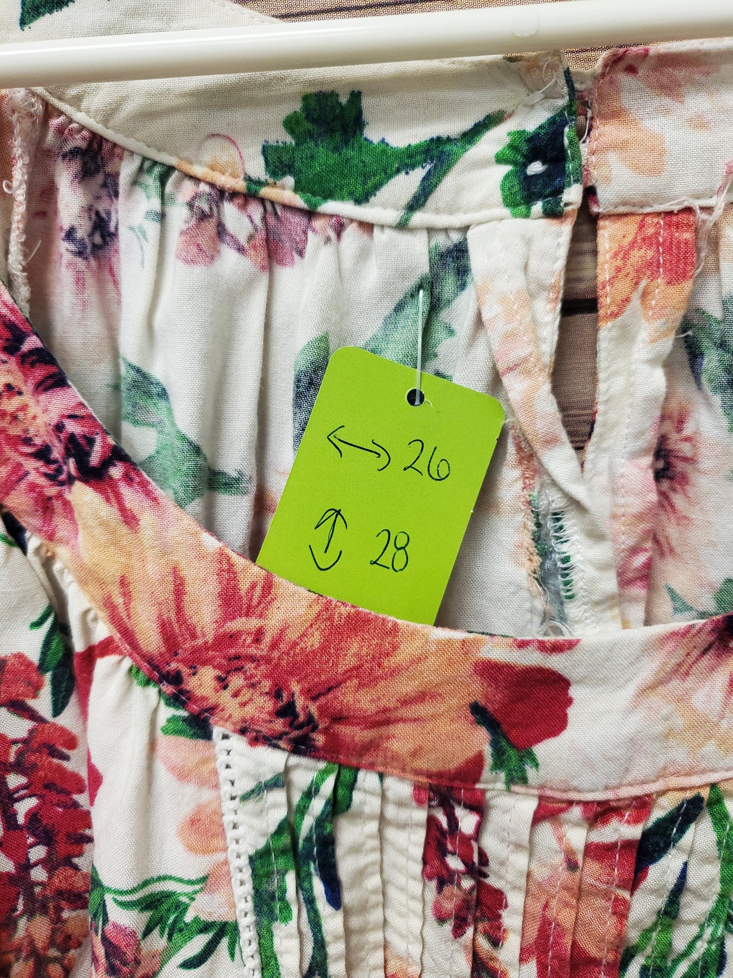 Pink & Orange Floral Blouse. Size 2XL. #68