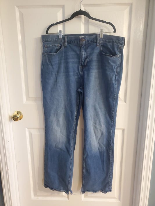 Men's Old Navy Boot Cut Jeans. Size 38/32. #68