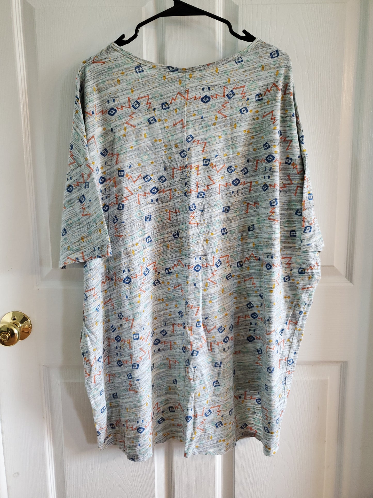 Lularoe Grey, Blue & Orange Design High-Low Blouse. Size 2XL. #68