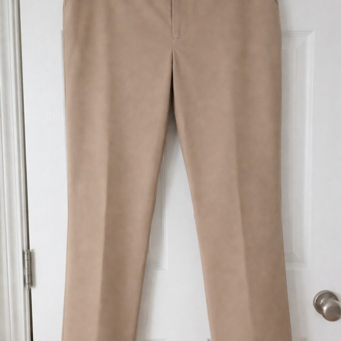Lee Women's Khaki Dress Pants Size 18M Classuc Straight Leg, Work Slacks #E15
