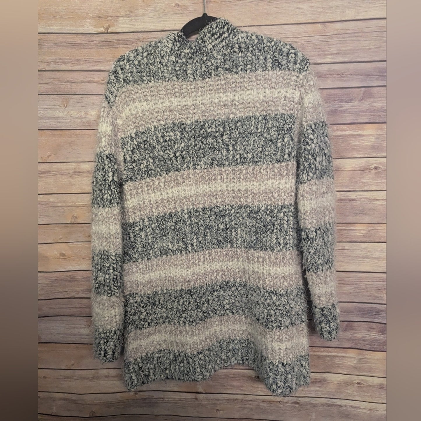 Maurices Size M, Chunky Knit Open Front Cardigan – Gray & Cream Striped Cozy.C34