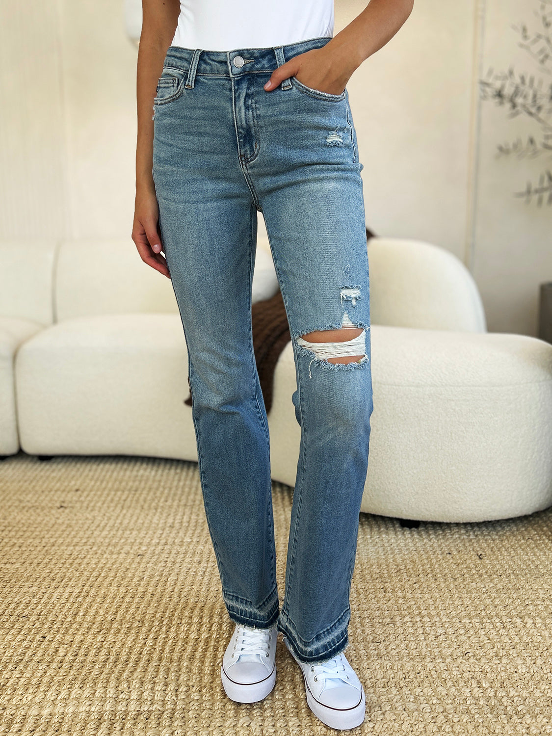 Judy Blue Full Size Mid Rise Jeans. 32" and 32.5" inseam - Scarlett's Riverside Boutique 