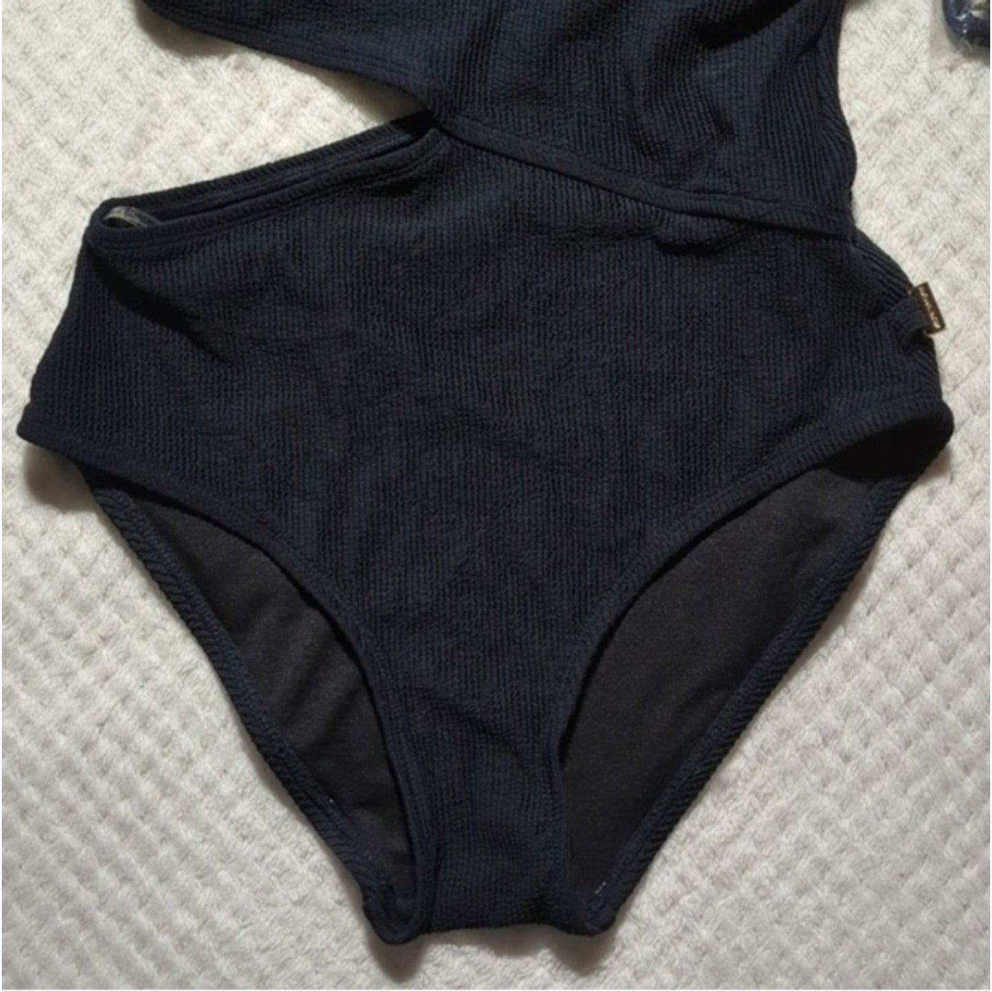 Michael Kors Black One Shoulder Cutout Ribbed One-Piece Swimsuit Sz 12. #A25