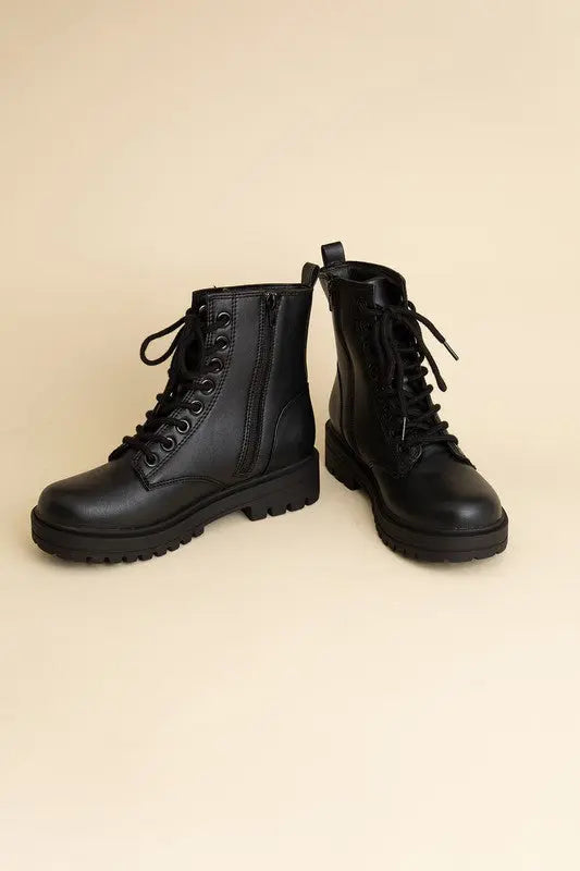 Epsom Lace-Up Boots - Scarlett's Riverside Boutique 