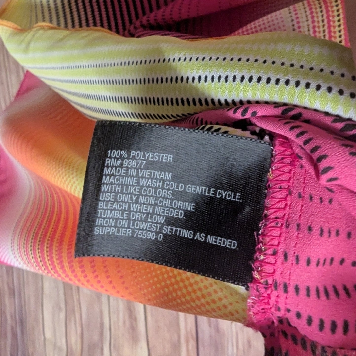 Y2K, Worthington Women’s Rainbow Ombre Sleeveless V-Neck Top | Size Small