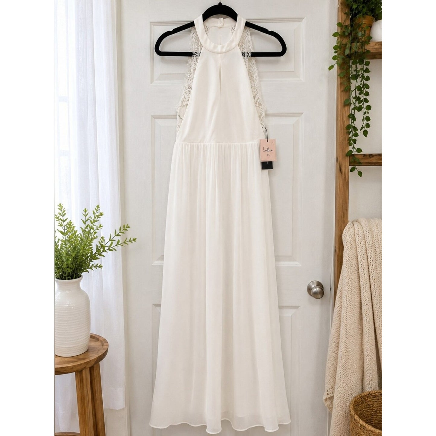 Lulus White Ivory Halter Dress Womens XS NWT Lace Back Open Back Bridal Shower