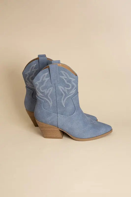 Blazing-S Western Boots - Scarlett's Riverside Boutique 