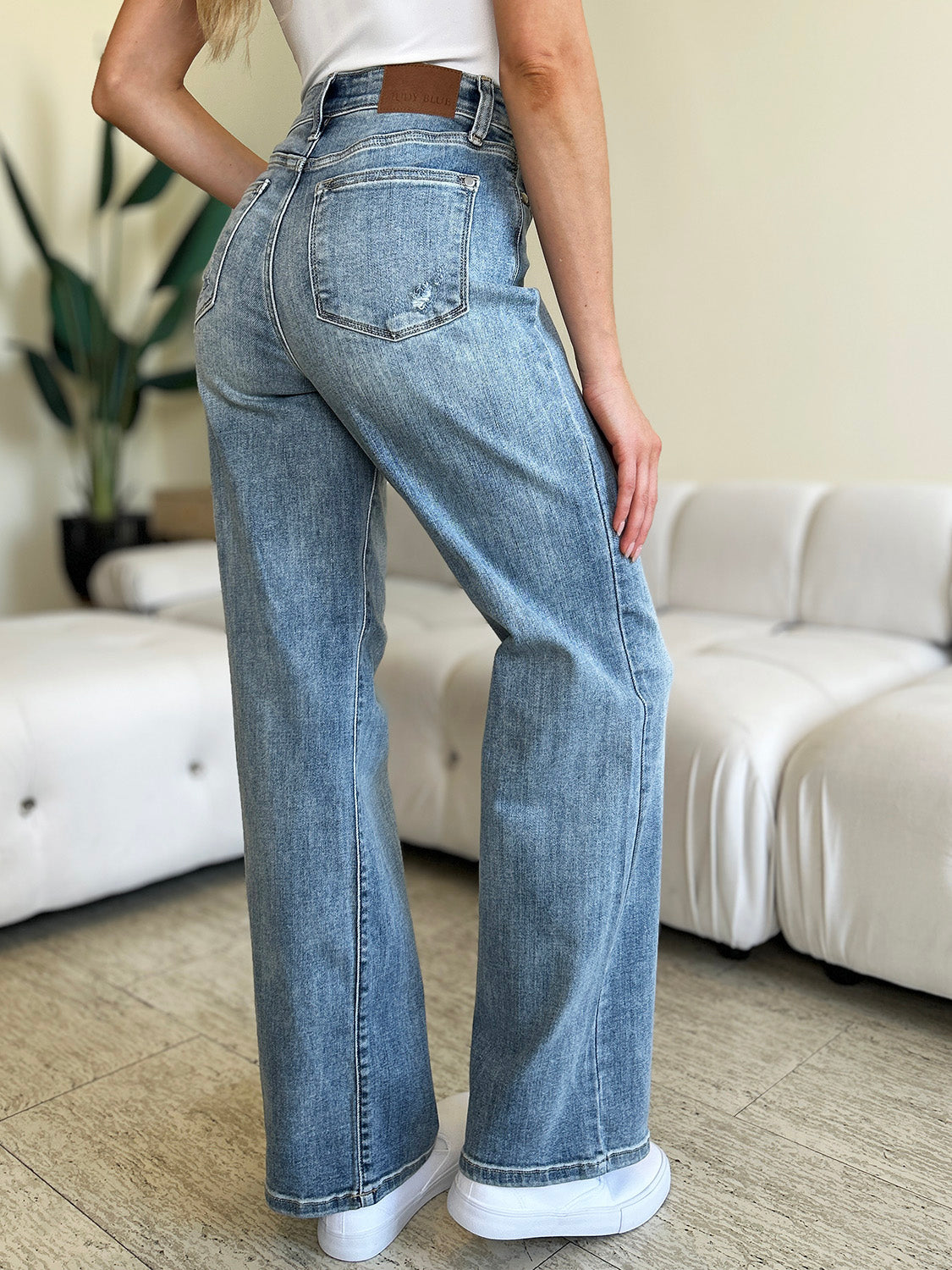 Judy Blue Full Size High Waist Straight Jeans - Scarlett's Riverside Boutique 